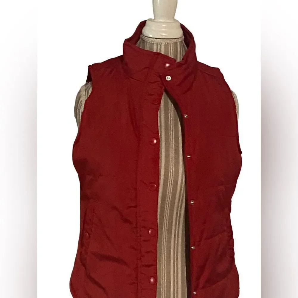 TrueβCraft size medium puffer vest excellent like new Xlβdition